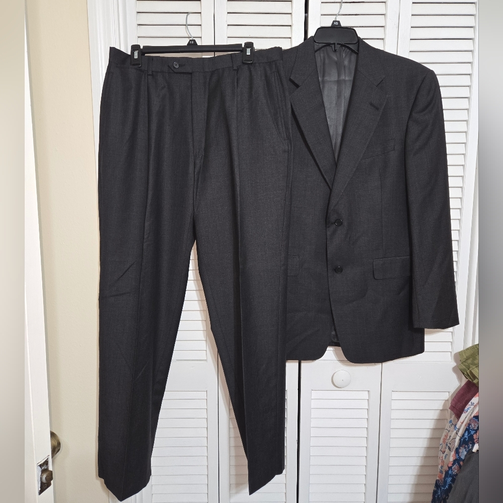 Daniel Cremieux Classic Gray Men's M 2pc Suit
